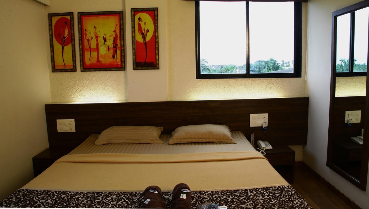 Hotel Maratha Residency Ratnagiri Bagian luar foto