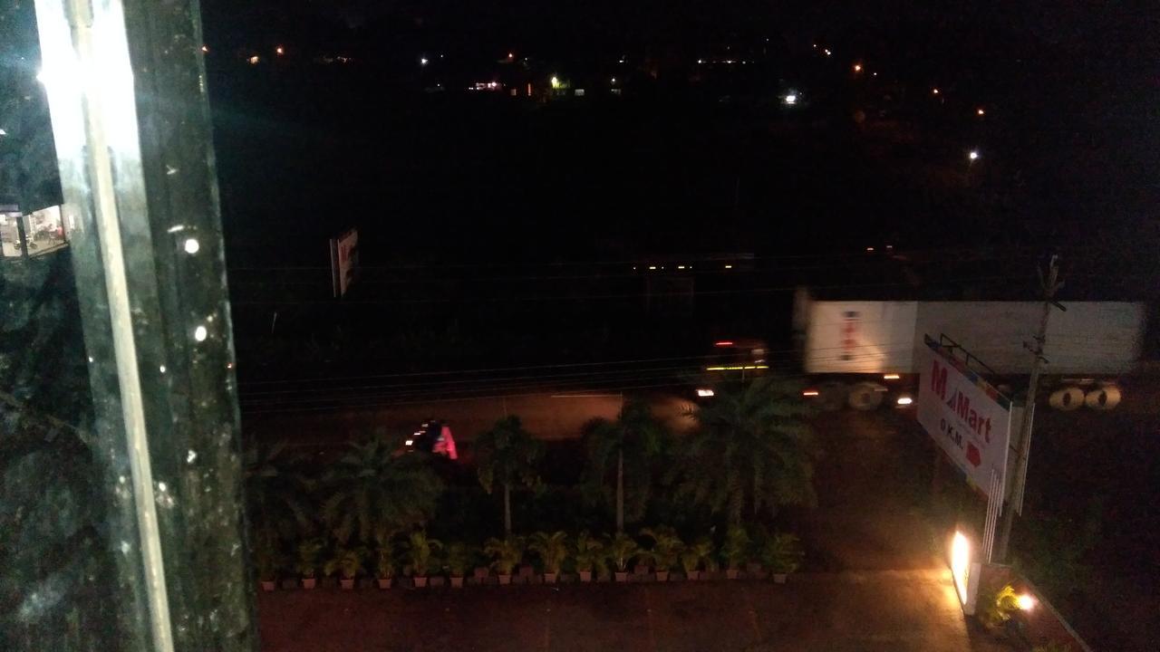 Hotel Maratha Residency Ratnagiri Bagian luar foto