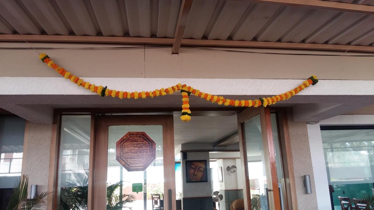 Hotel Maratha Residency Ratnagiri Bagian luar foto